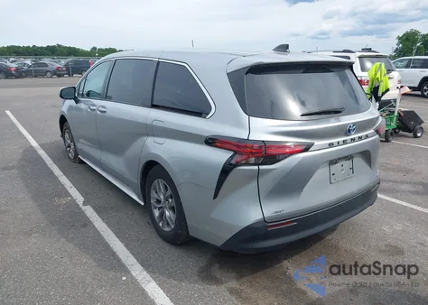 2021 Toyota Sienna Xle z USA, uszkodzony, nr VIN 5TDYSKFC4MS004419